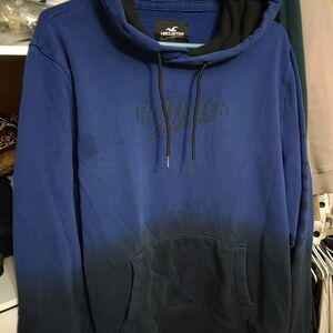 Hollister Men's Blue to Navy Ombre Hoodie
